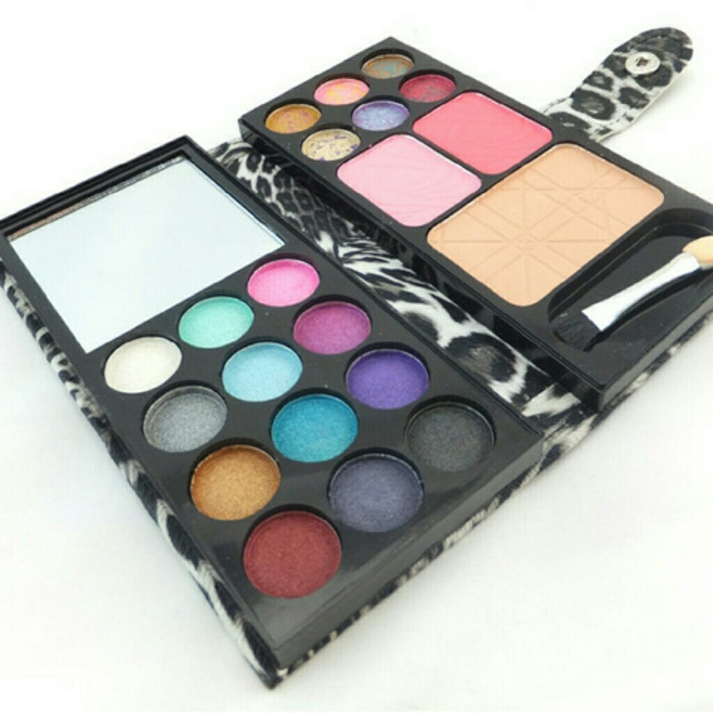 Compact Makeup Pallette